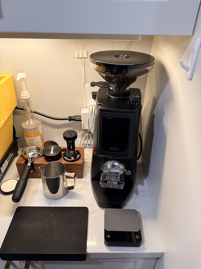 Eureka Atom W 65 Grind By Weight Espresso Grinder - White