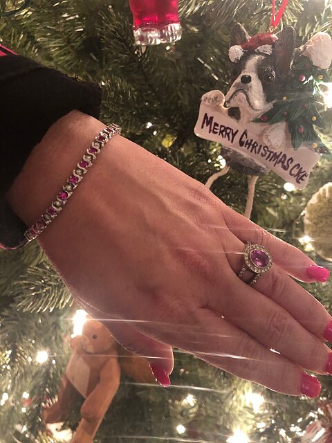 Absolutely gorgeous bracelet!