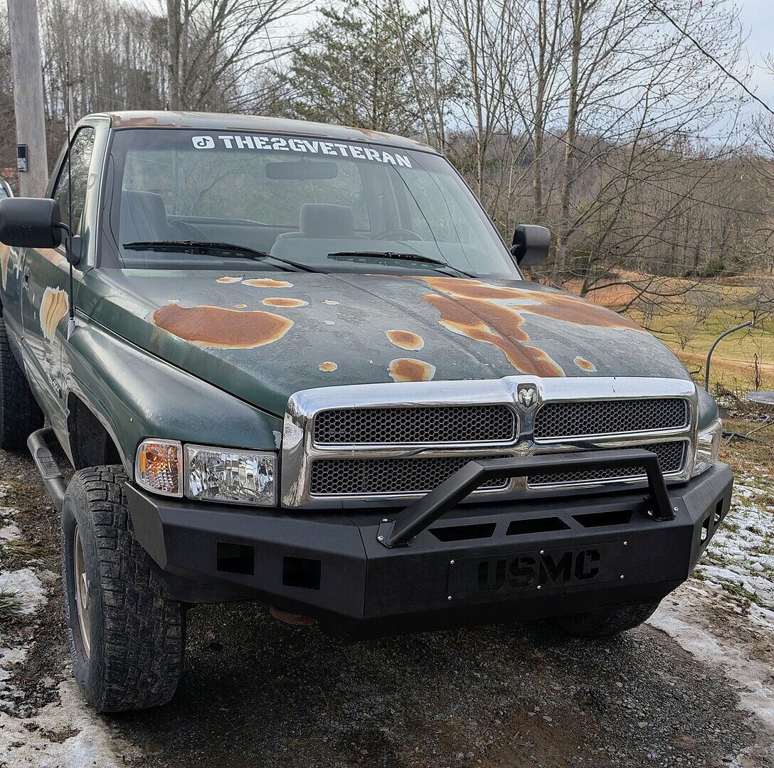Classic Prefab Front Bumper Kit installed on DODGE 2500 1994