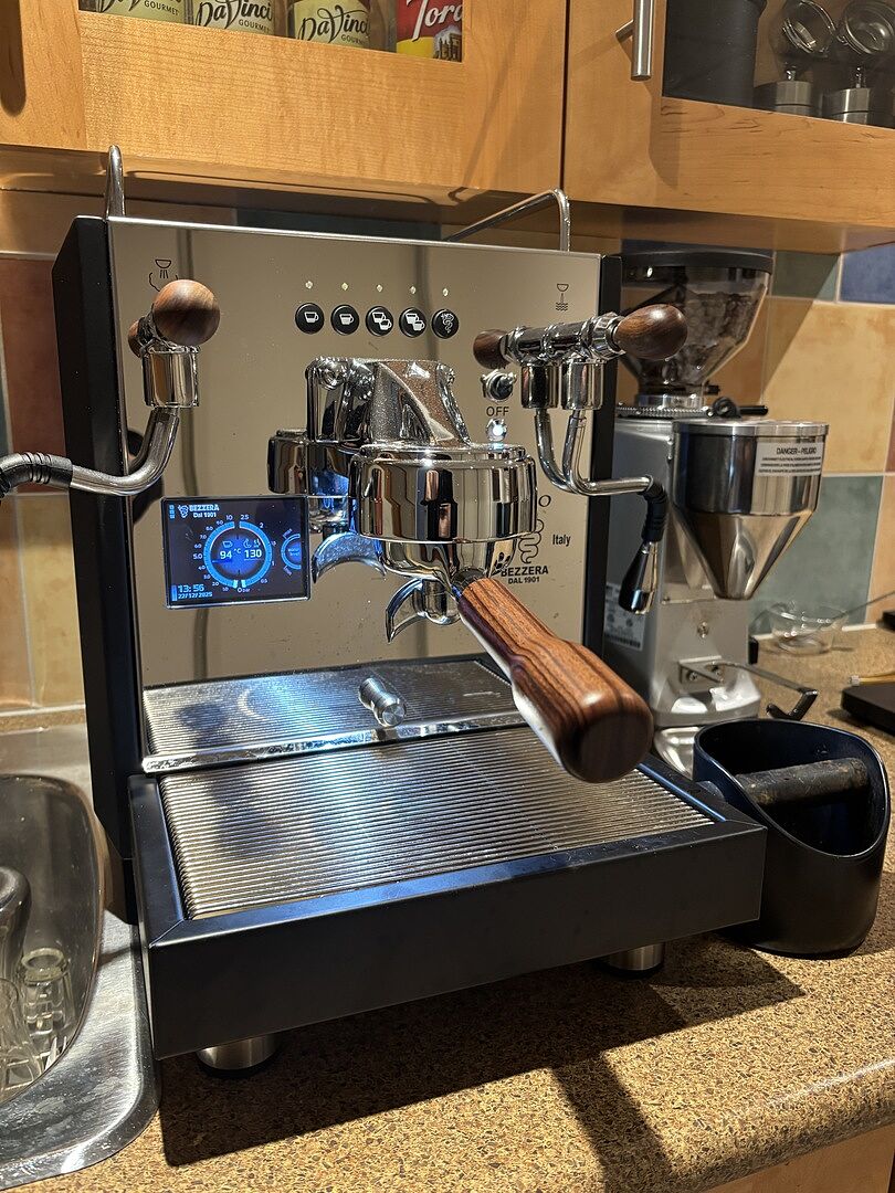 Bezzera Duo DE Espresso Machine | iDrinkCoffee.com Canada