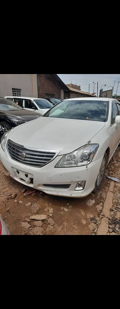 Best Price Used TOYOTA CROWN GS131 for Sale - Japanese Used Cars