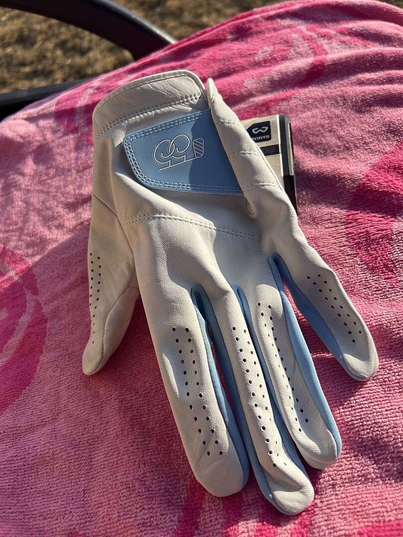 Glove Of Destiny – Good Good Golf