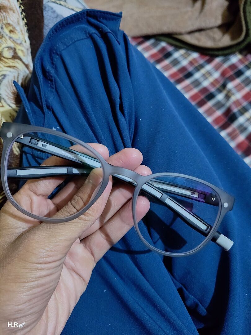 Gunmetal Green Blue Full Rim Round Lenskart Air Switch LA E14398