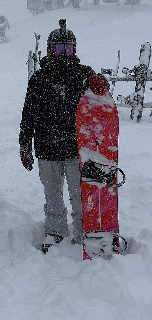 Burton Family Tree Smooth Operator Camber Snowboard | Burton.com