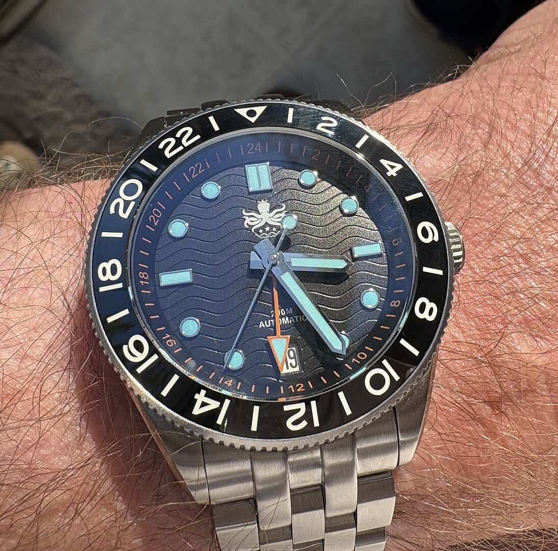 PHOIBOS WAVE MASTER GMT 200M Automatic Diver Watch PY049C Black