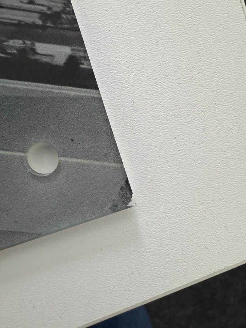 Ecken bei jedem Druck beschädigt