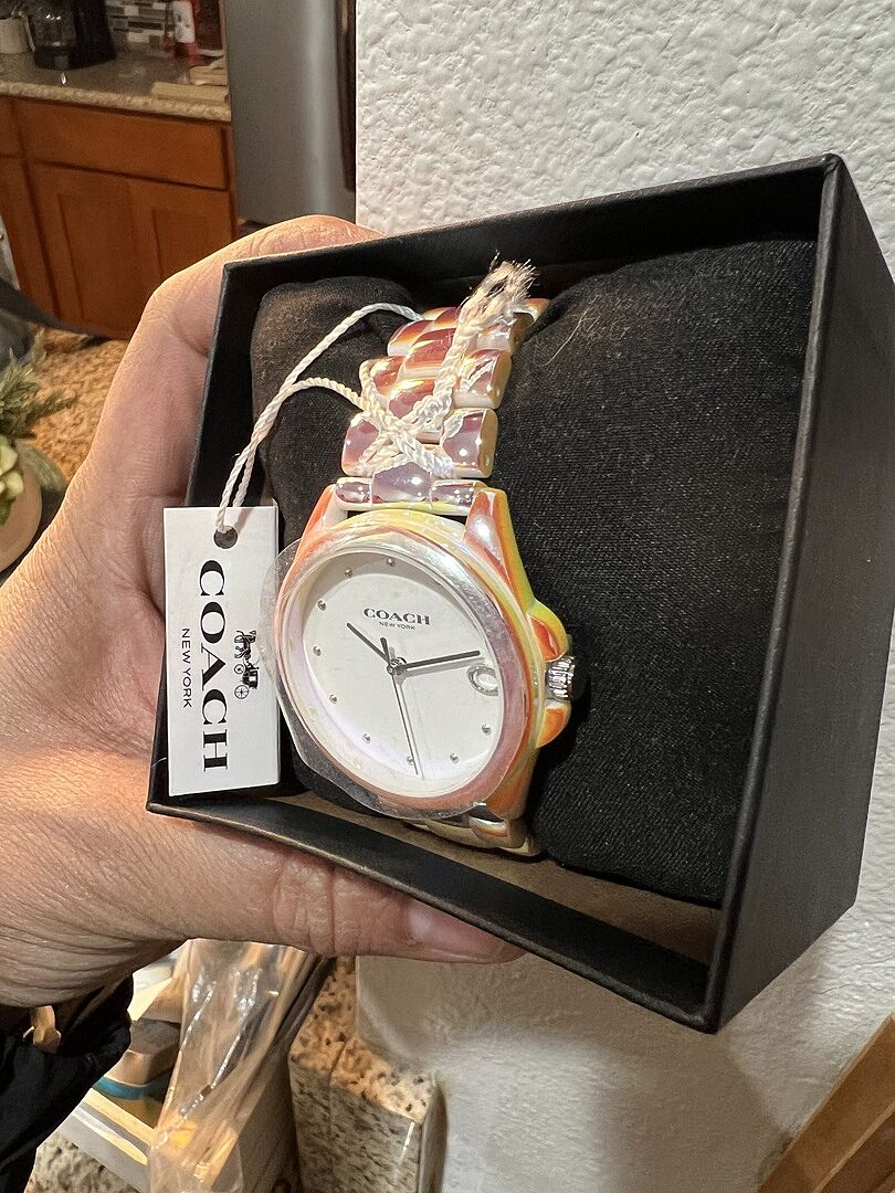 Coach | Movado Company Store |Greyson Women display picture 3