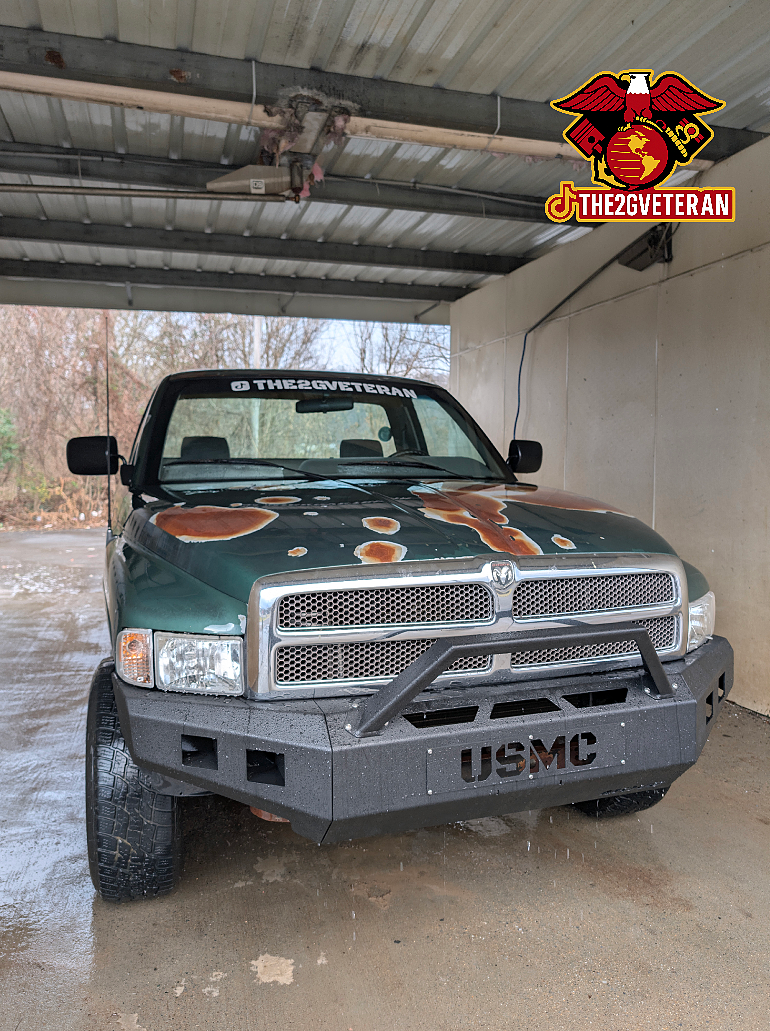 Classic Prefab Front Bumper Kit installed on DODGE Ram 2500 4x4 1994