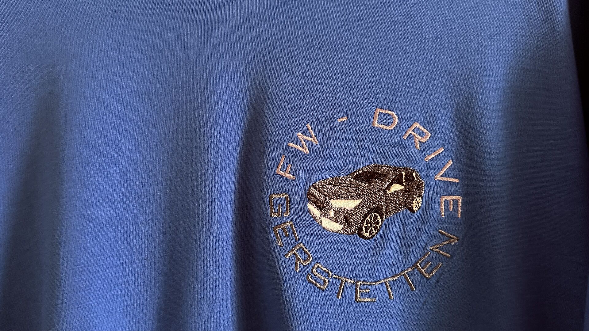 Verdrehtes Firmen-Logo