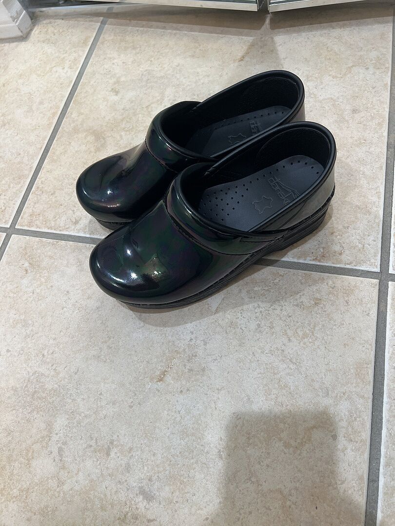 Professional Black Oiled – Dansko