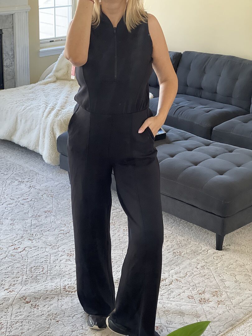 サルーイン SPANX AirEssentials® Shawl Collar Half Zip Jumpsuit
