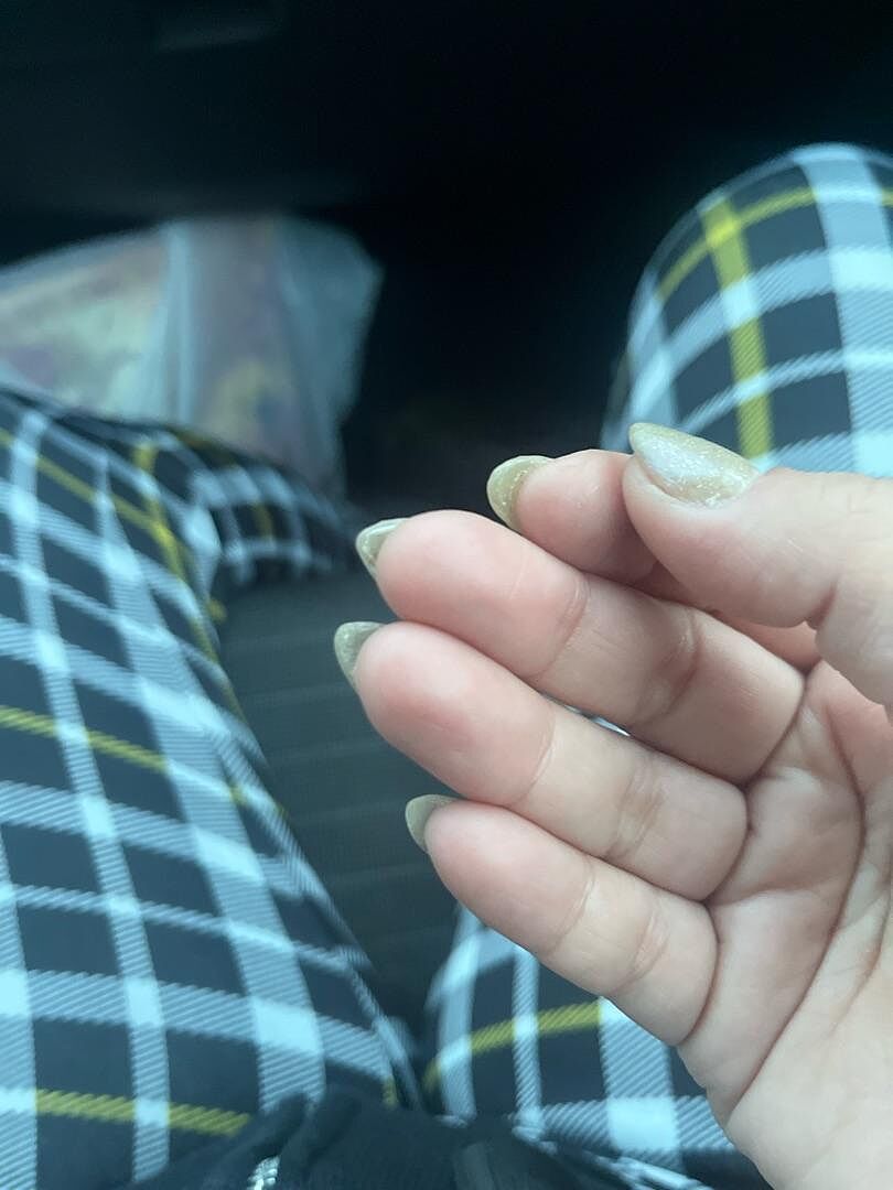 Manicura de salón en casa
