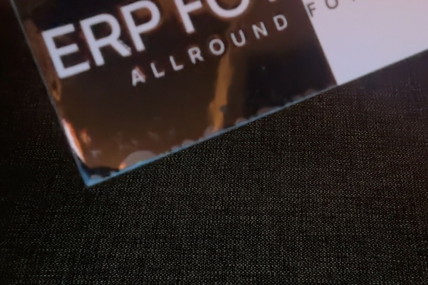 UV Spot laat al snel los.