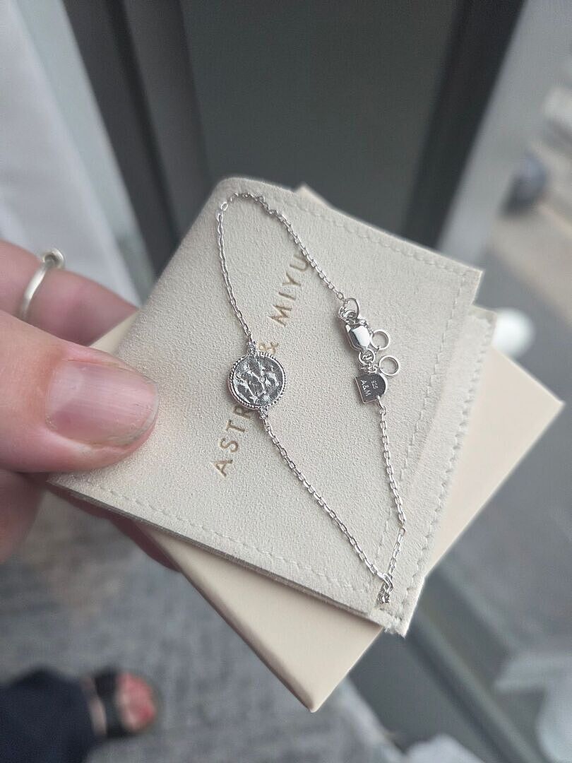 Astrid & Miyu Leo Zodiac bracelet argent lion