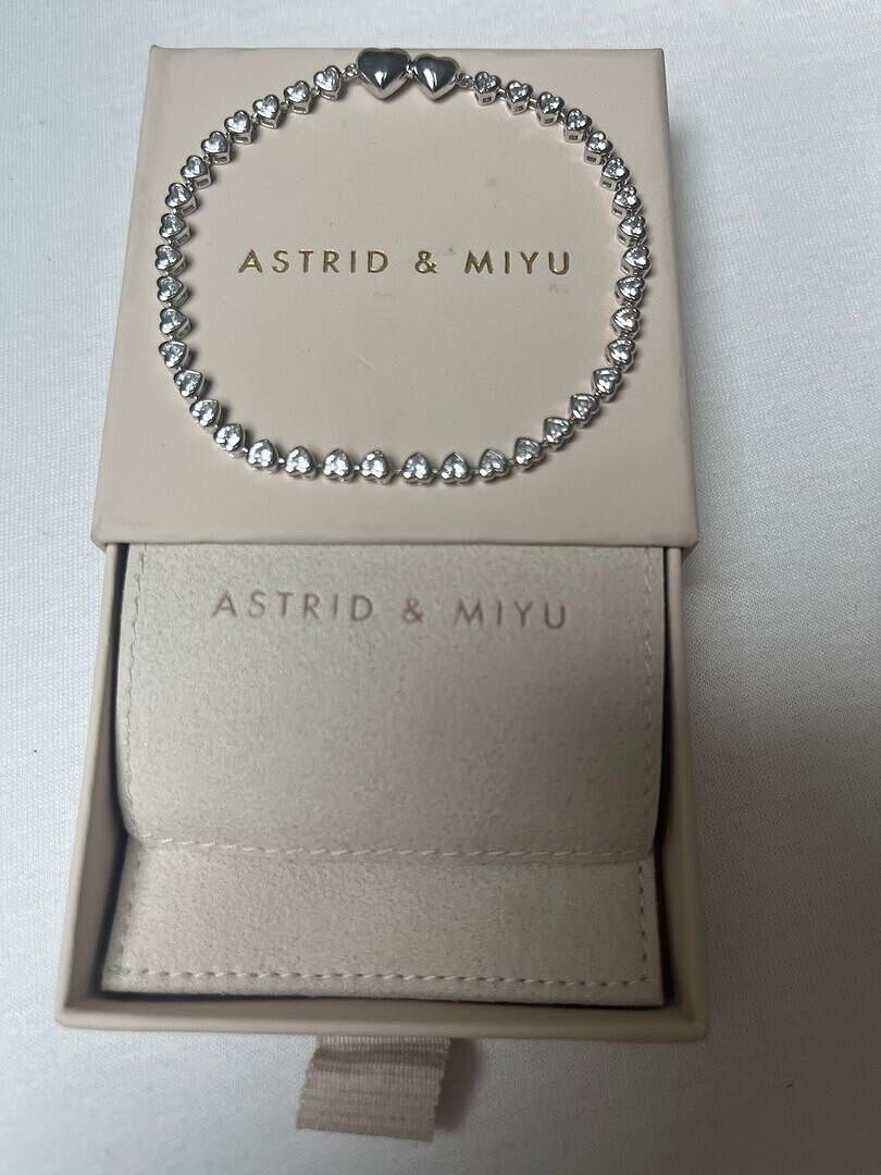 Astrid & Miyu Heart Bezel bracelet tennis argent coeurs