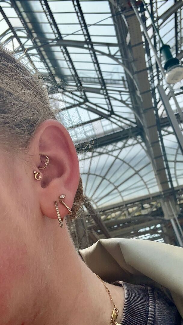 Astrid & Miyu Cluster Topaz anneau daith or massif topaze