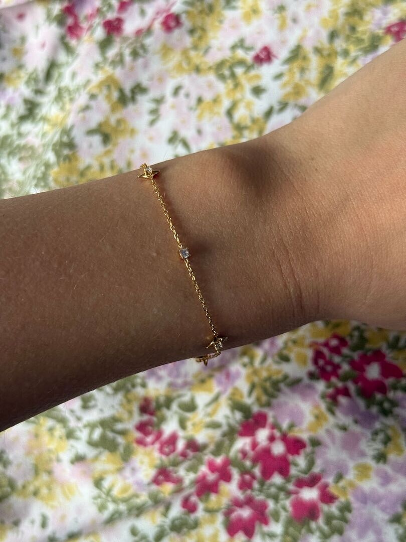 Astrid & Miyu Cosmic Star Charm bracelet doré étoile