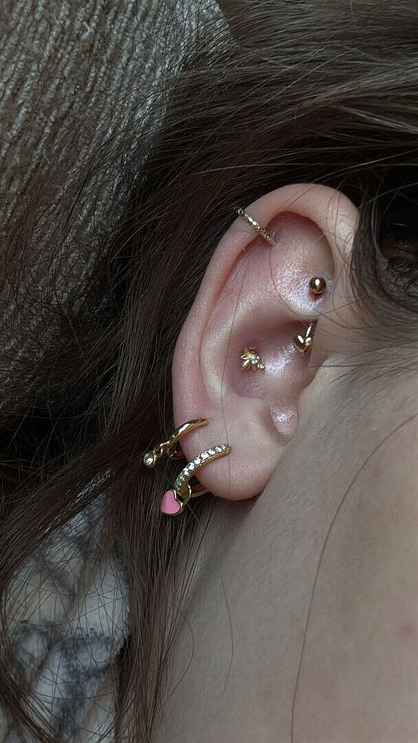 Astrid & Miyu Heart Rook Bar piercing or massif cœur