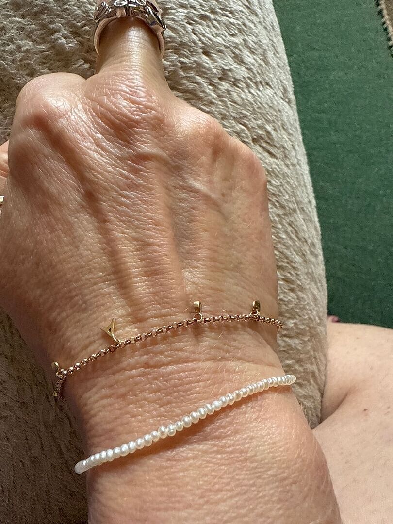Astrid & Miyu Pearl Beaded bracelet perles or massif