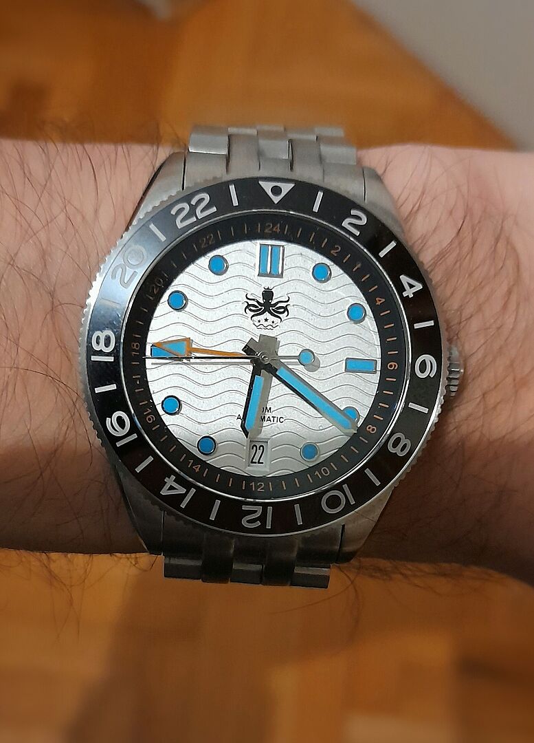 PHOIBOS Wave Master GMT 200M Automatic Diver Watch PY049E Silver