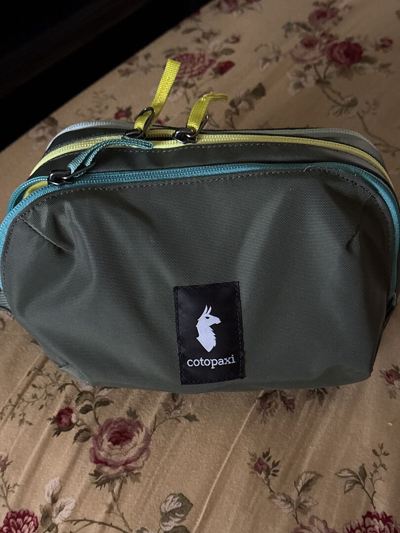 Cotopaxi Cada Día Nido trousse 4L Fig recyclée