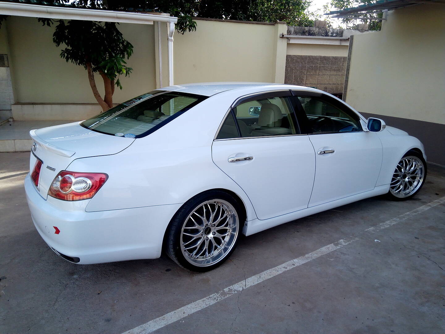 Toyota mark x 120