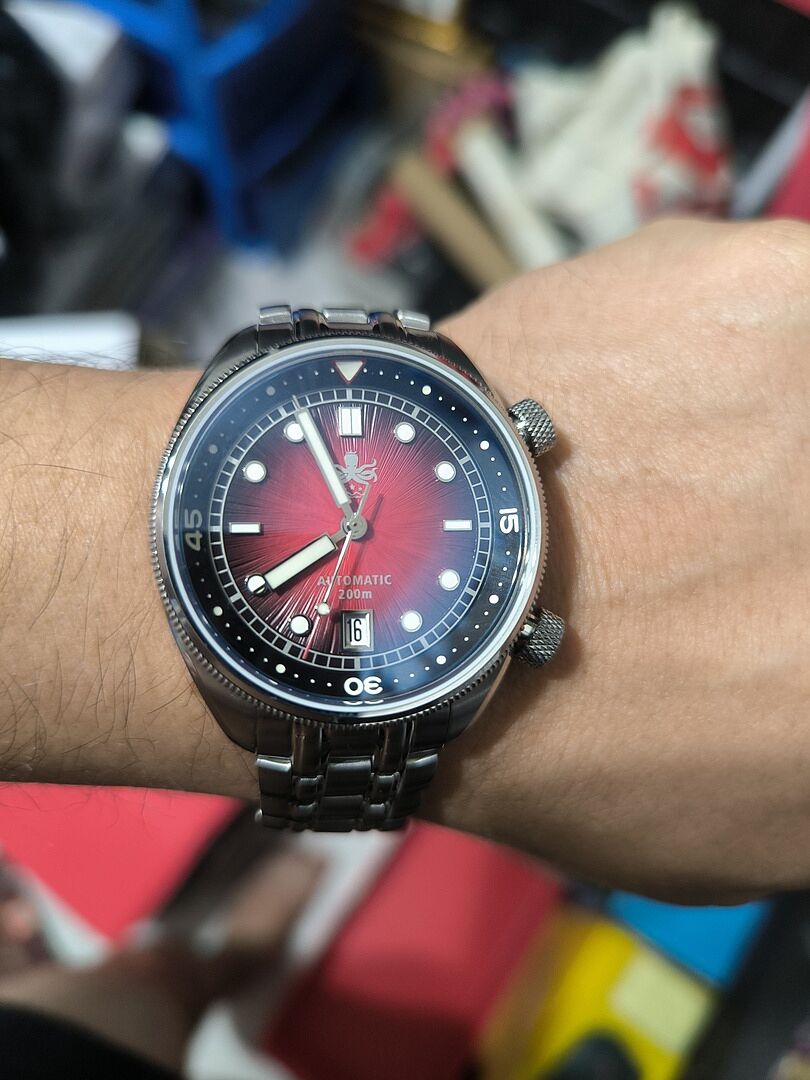 PHOIBOS EAGLE RAY 200M Automatic Compressor Dive Watch PY039E