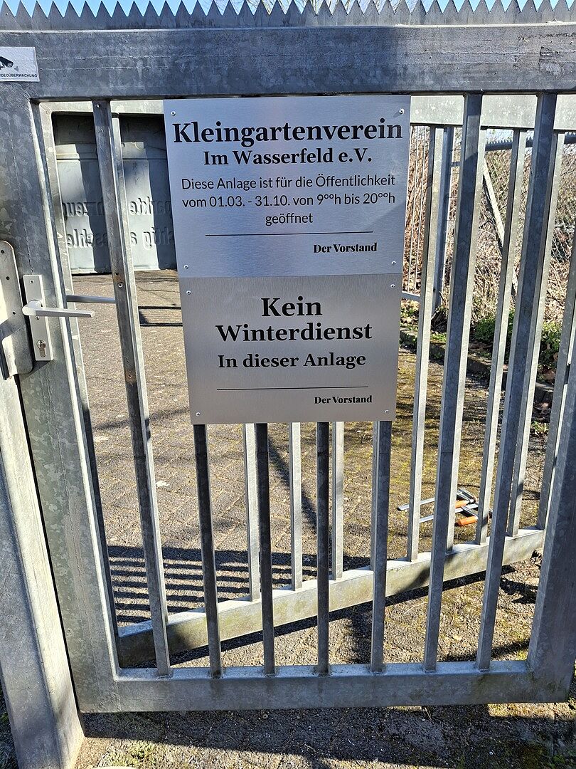 Eine Bestellung 3 Schilder Aluminium gebürstet