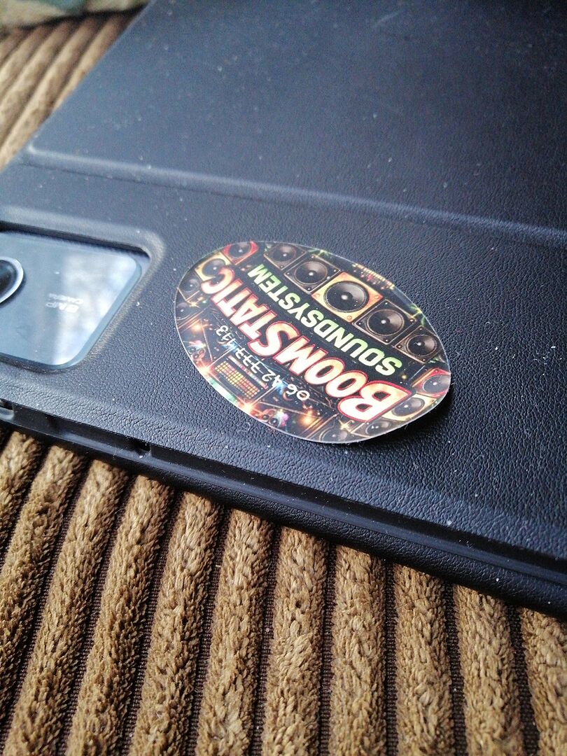 Stikker blijft niet plakken.