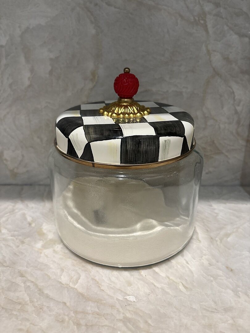 MACKENZiE-CHiLDS　チャイルズコート　キャニスター　小 Amazon.com: MACKENZIE-CHILDS Courtly Check Enamel Canister, Black