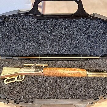 Lever Action Gold Click Pen Kit with Metal Gunstock at Penn State