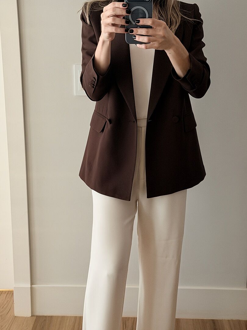 Foto enviada por cliente — Blazer de Alfaiataria Marrom Aurora