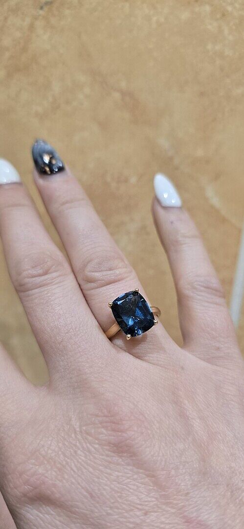 Great quality, love the ring and the stone