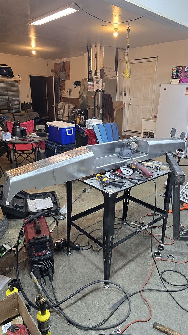 Heritage Rear Bumper Kit installed on CHEVY V2500 1989