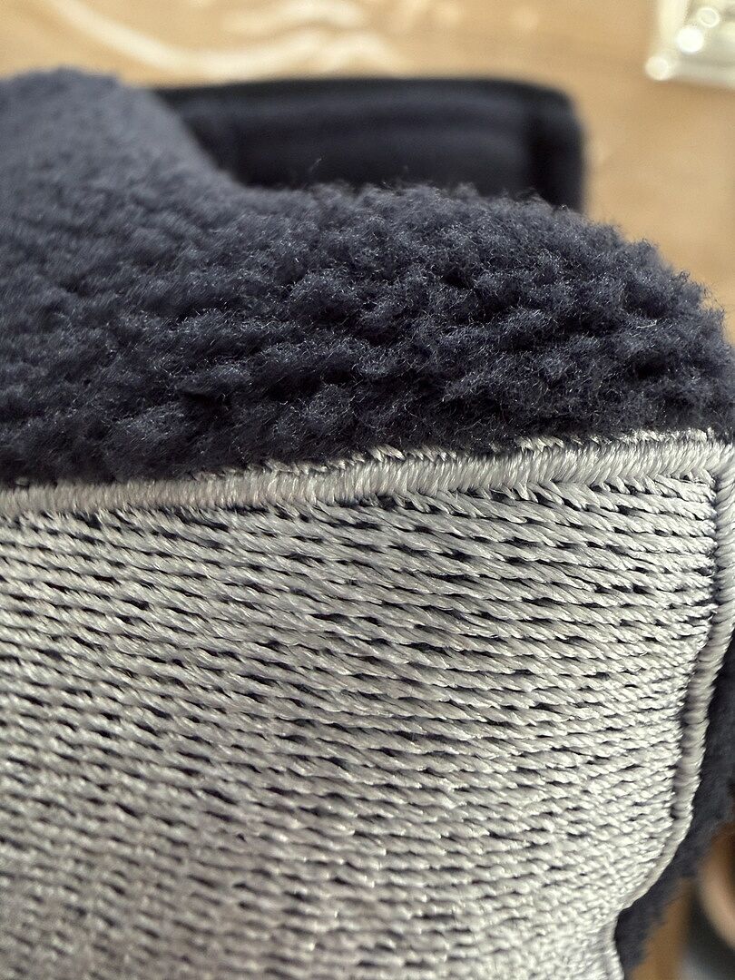 Broderie de très mauvaise qualité