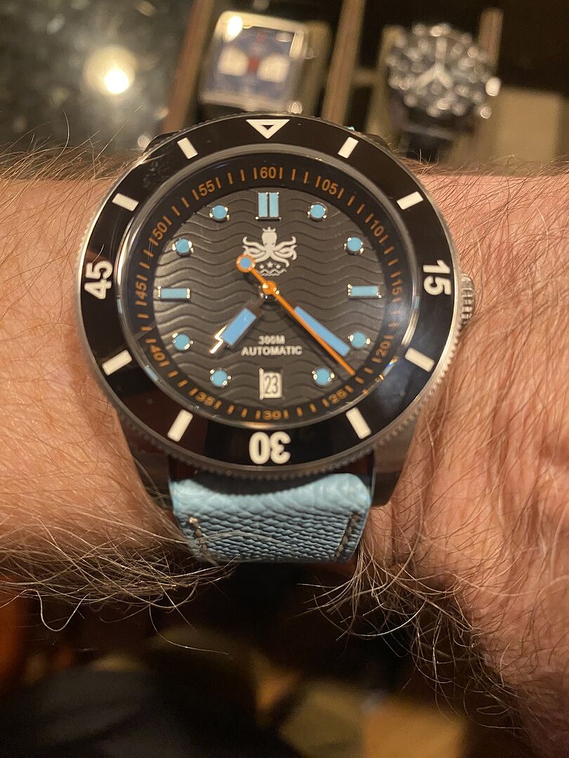 PHOIBOS WAVE MASTER PY010CR 300M Automatic Dive Watch Black