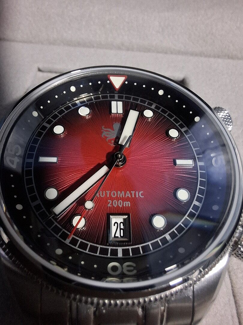 PHOIBOS EAGLE RAY 200M Automatic Compressor Dive Watch PY039E