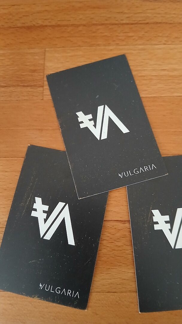 Bordes quemados y pésimo empaquetado