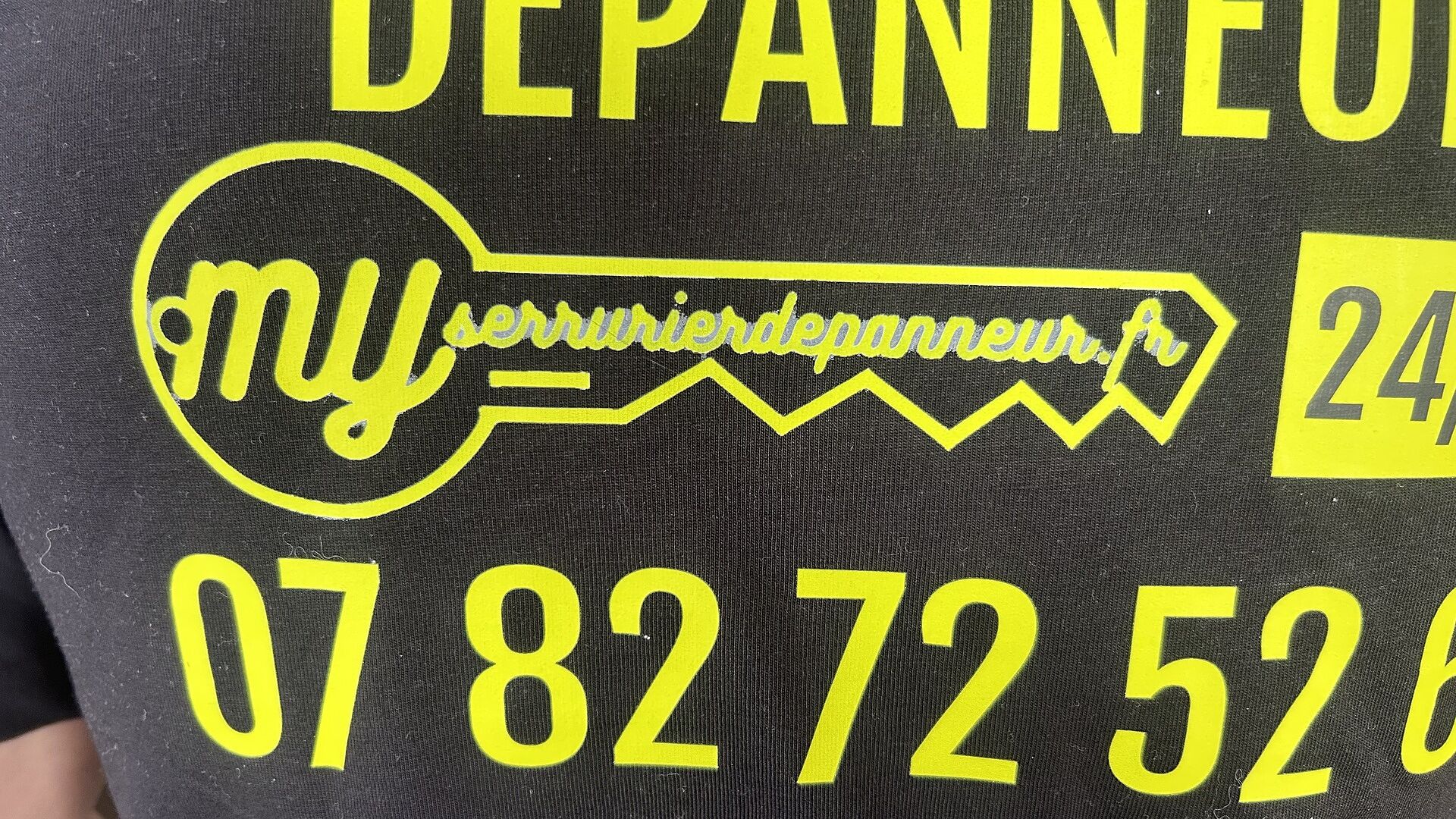 Le logo est mal fait