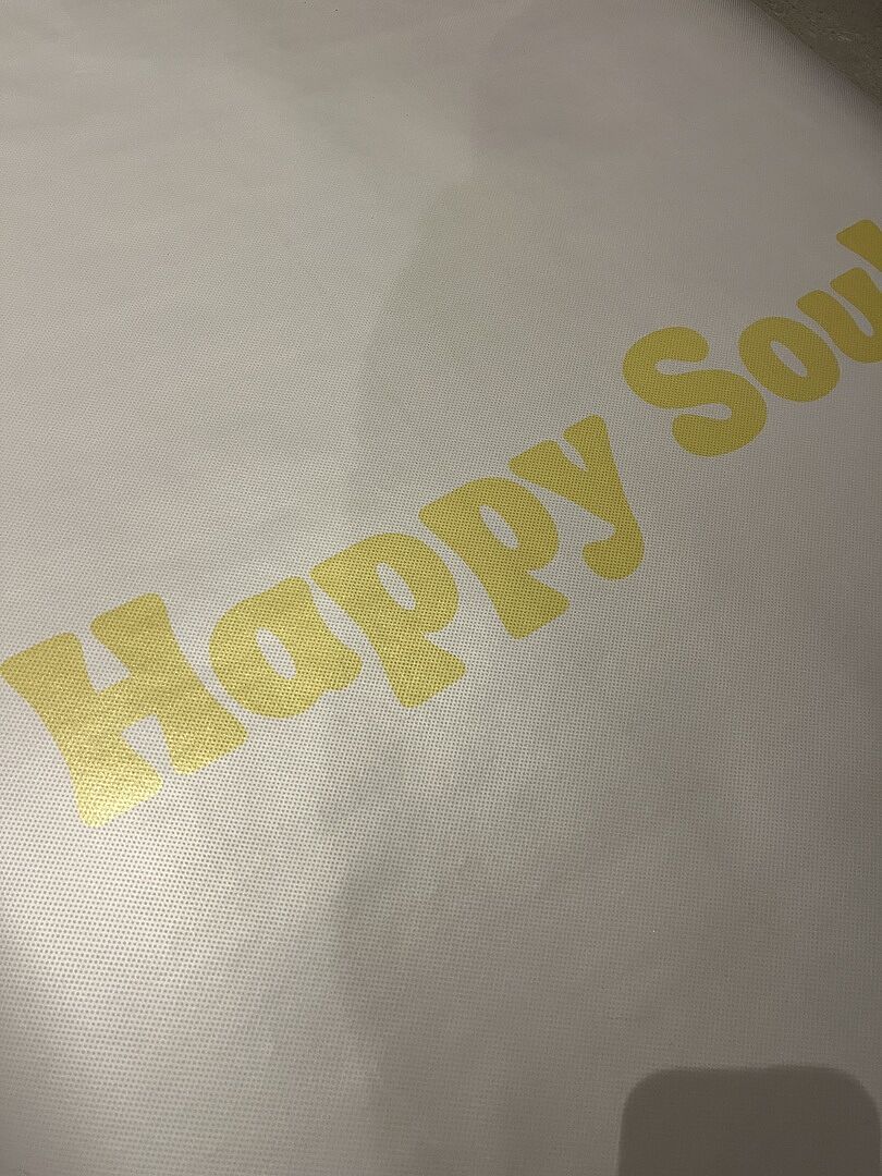 Pas de logo sur le stickers