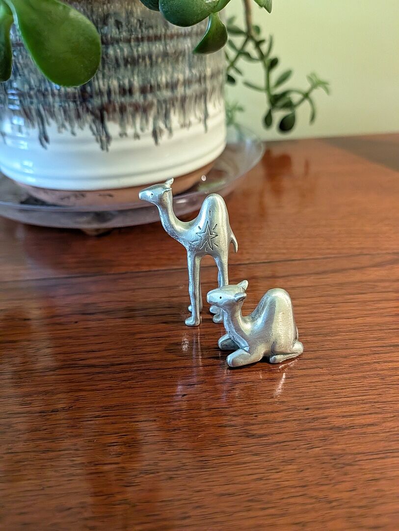 Two Wise Camels Nativity Figurine Set customer photo