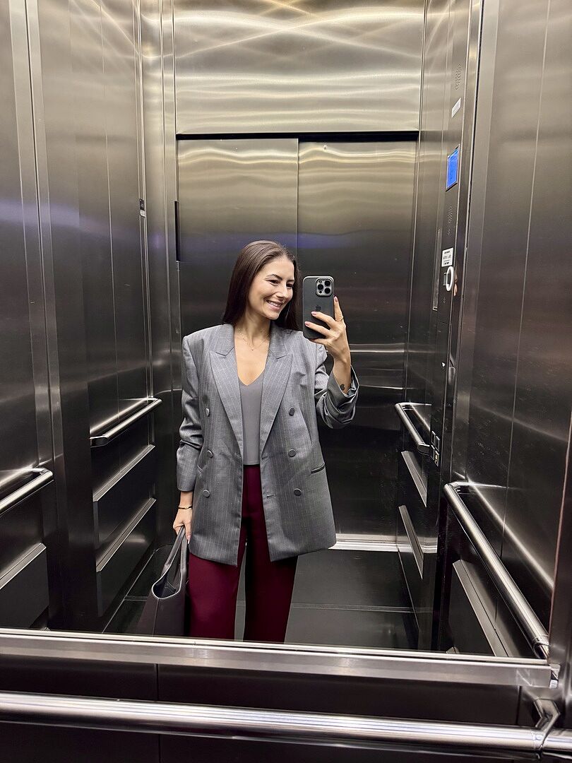 Foto enviada por cliente — Blazer de Alfaiataria Antonia Cinza Claro
