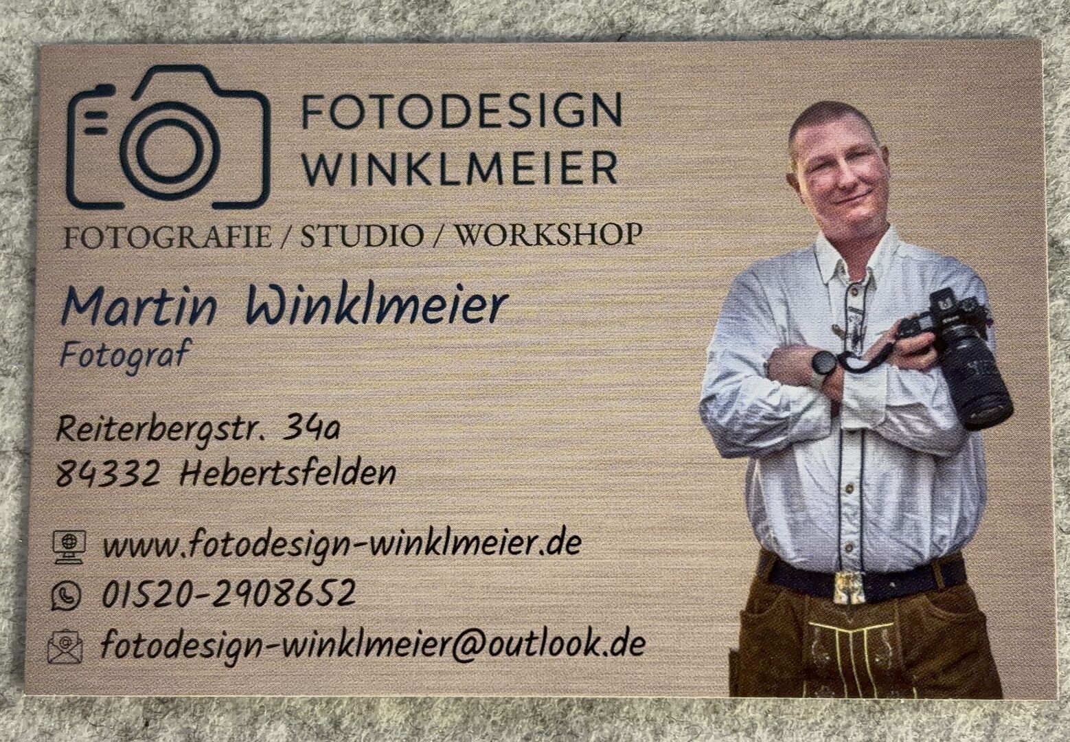 Massive Farbabweichungen und nicht verwendbare Druckqualität bei Portrait-Visitenkarten