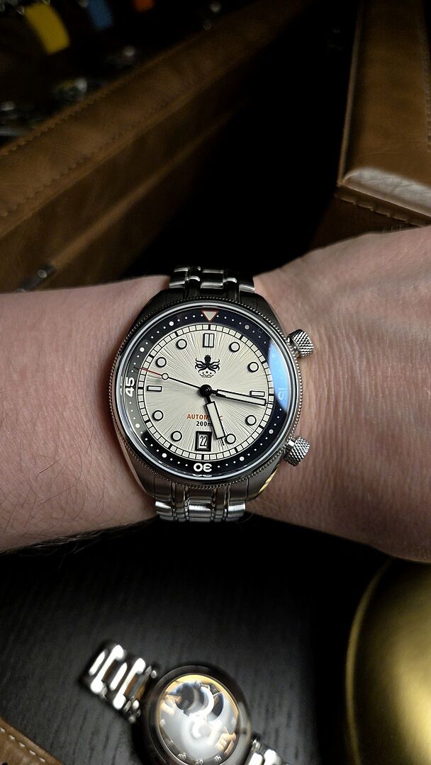 PHOIBOS EAGLE RAY 200M Automatic Compressor Dive Watch PY039G