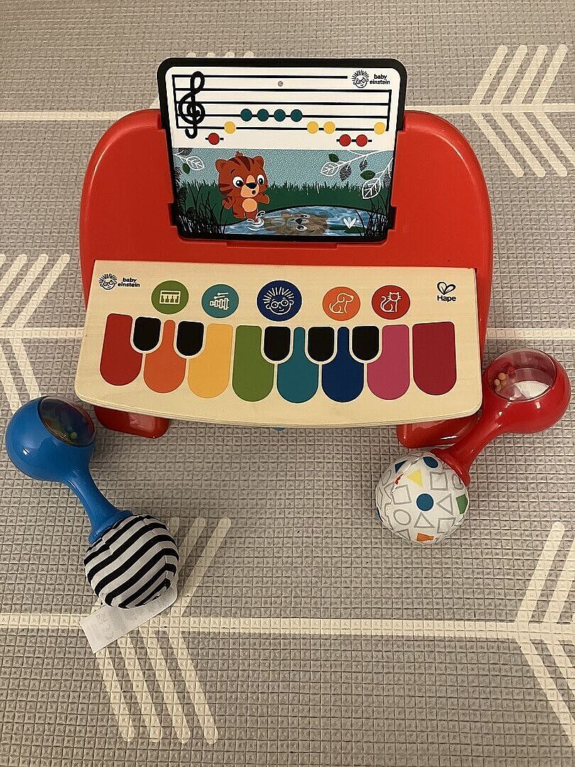 Baby Einstein First Tunes Piano & Shakers Musical Gift Set, 3