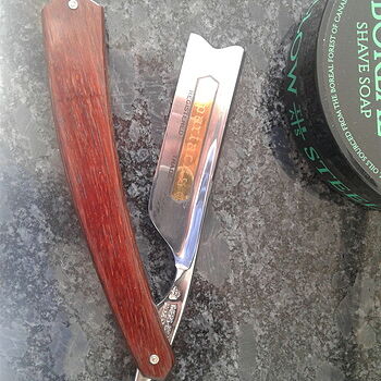 Thiers Issard Straight Razor, Spartacus, Red Stamina Wood, 7/8 Bad Ass Razor