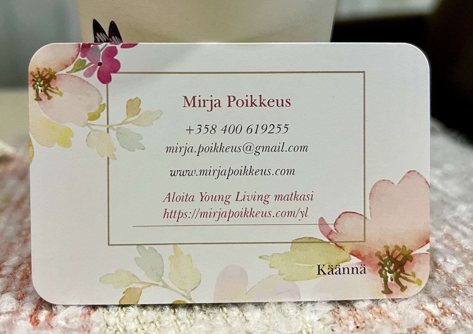 Minun näköiset käyntikortit
