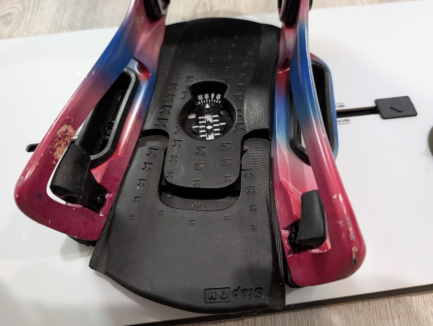 Burton Step On Escapade EST snowboardbindning Hydro Multi