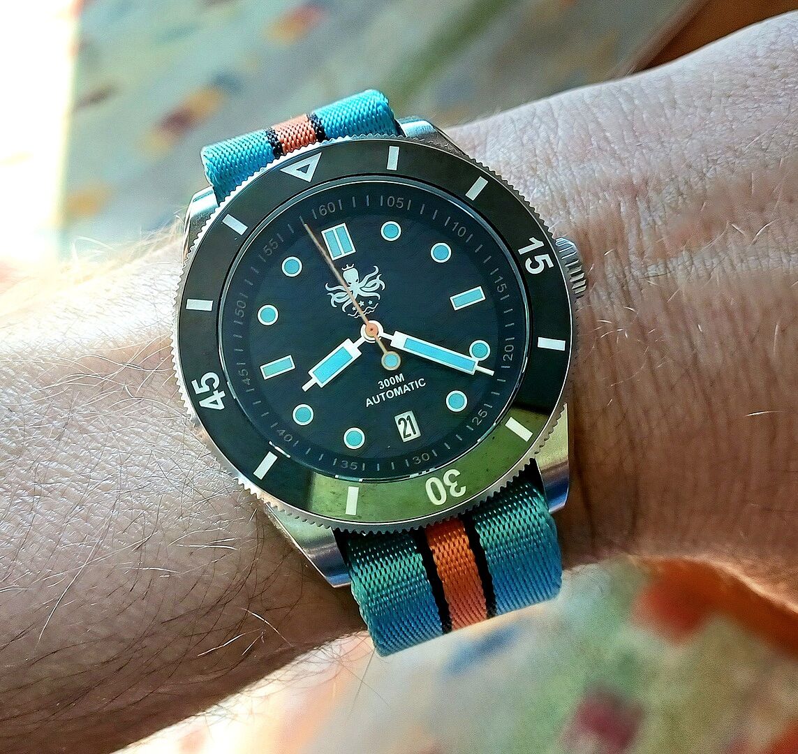 PHOIBOS WAVE MASTER PY010CR 300M Automatic Dive Watch Black