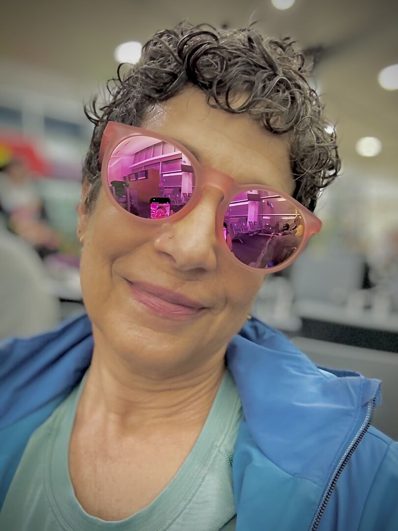 Round Pink Sunglasses | Influencers Pay Double | goodr — goodr